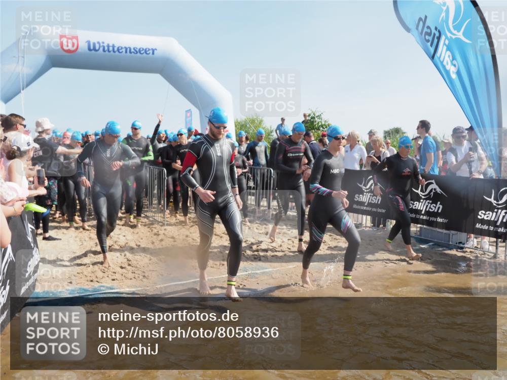 22.06.2025 - Viking Triathlon MichiJ http://msf.ph/oto/8058936 22.06.2025 10:03:47 Schwimmen 26, 62, 77, 79, 108, 148, 157, 296, 396, 451, 456, 495, 619, 635, 648 meine-sportfotos.de