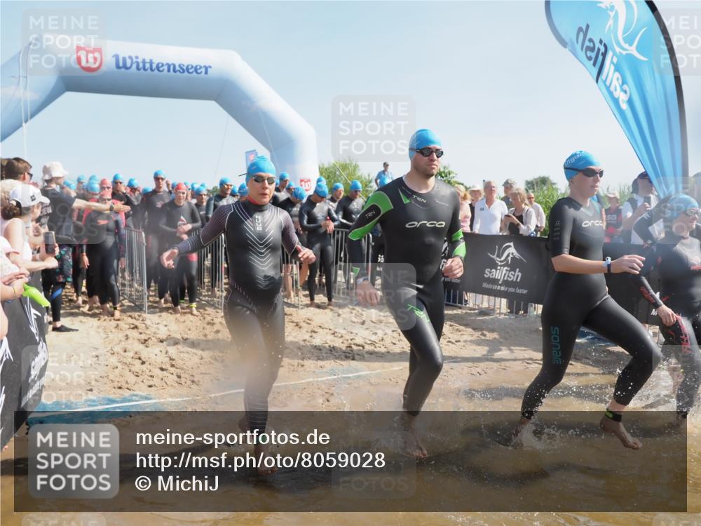 22.06.2025 - Viking Triathlon MichiJ http://msf.ph/oto/8059028 22.06.2025 10:03:52 Schwimmen 26, 54, 77, 108, 157, 215, 242, 296, 336, 383, 396, 451, 456, 495, 648 meine-sportfotos.de