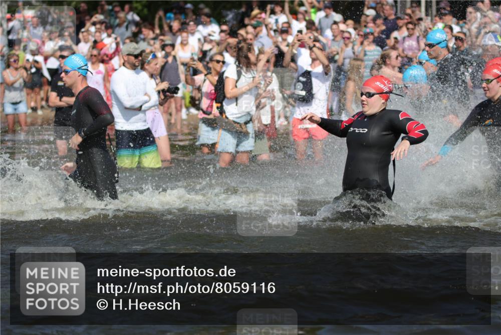22.06.2025 - Viking Triathlon H.Heesch http://msf.ph/oto/8059116 22.06.2025 10:00:36 Schwimmen 1, 7, 8, 11, 13, 30, 45, 52, 87, 152, 178, 196, 198, 200, 230, 368, 374, 401, 414, 526, 534, 616, 623, 628, 641, 642, 651, 661 meine-sportfotos.de