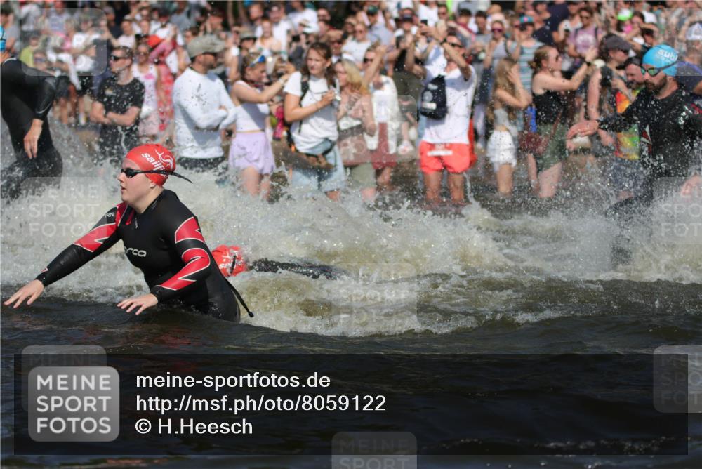22.06.2025 - Viking Triathlon H.Heesch http://msf.ph/oto/8059122 22.06.2025 10:00:37 Schwimmen 1, 7, 8, 9, 11, 13, 30, 45, 52, 87, 145, 178, 196, 200, 368, 374, 401, 414, 526, 534, 612, 613, 616, 623, 628, 641, 642, 651 meine-sportfotos.de