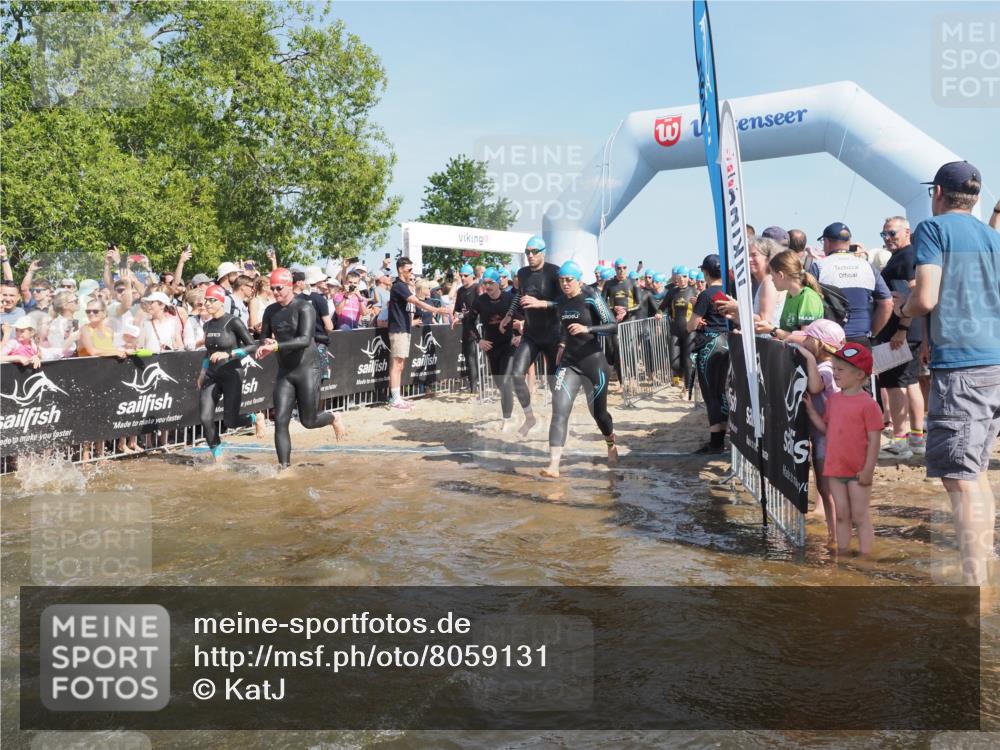 22.06.2025 - Viking Triathlon KatJ http://msf.ph/oto/8059131 22.06.2025 10:00:19 Schwimmen 2, 4, 10, 15, 28, 49, 81, 100, 122, 175, 288, 329, 367, 420, 455, 473, 485, 521, 544, 557, 609, 610, 611, 617 meine-sportfotos.de