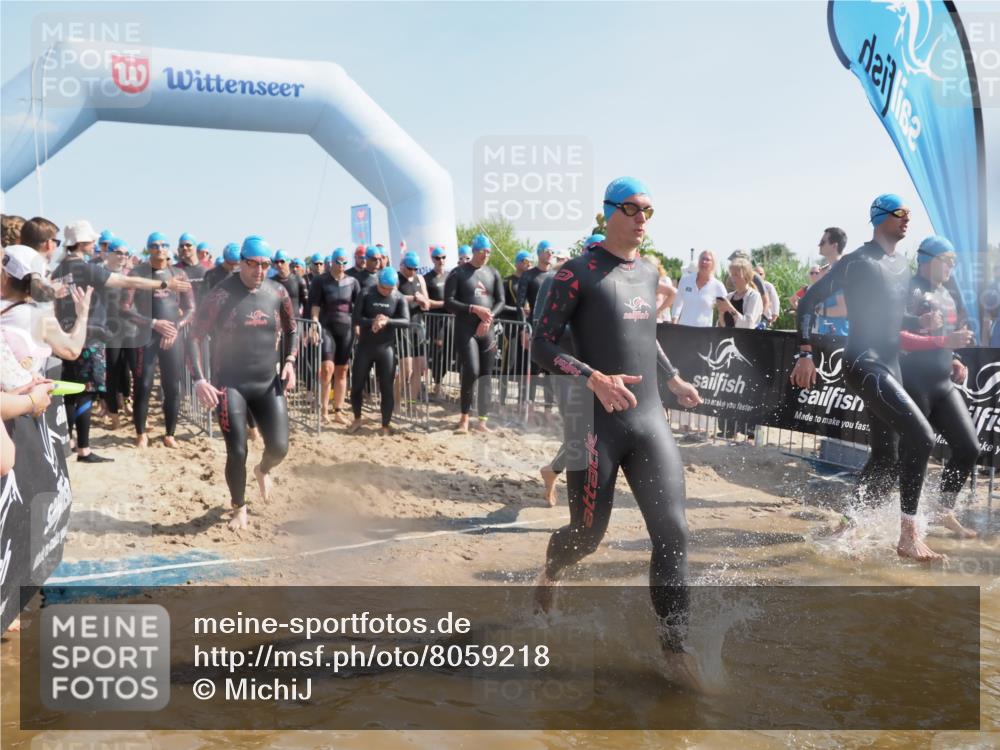 22.06.2025 - Viking Triathlon MichiJ http://msf.ph/oto/8059218 22.06.2025 10:04:07 Schwimmen 156, 199, 220, 240, 313, 315, 351, 370, 433, 448, 474, 529, 614, 639, 657 meine-sportfotos.de
