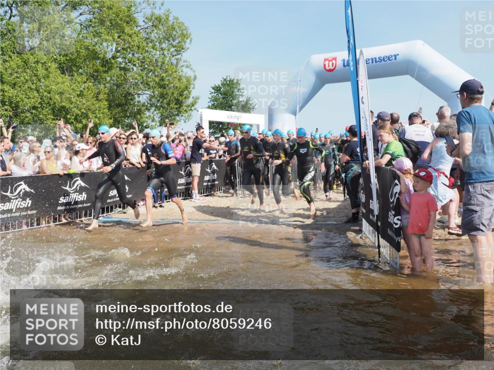 22.06.2025 - Viking Triathlon KatJ http://msf.ph/oto/8059246 22.06.2025 10:00:21 Schwimmen 2, 4, 6, 10, 14, 15, 28, 46, 49, 81, 100, 122, 175, 176, 286, 288, 329, 367, 420, 455, 473, 485, 521, 544, 557, 609, 610, 611, 617 meine-sportfotos.de