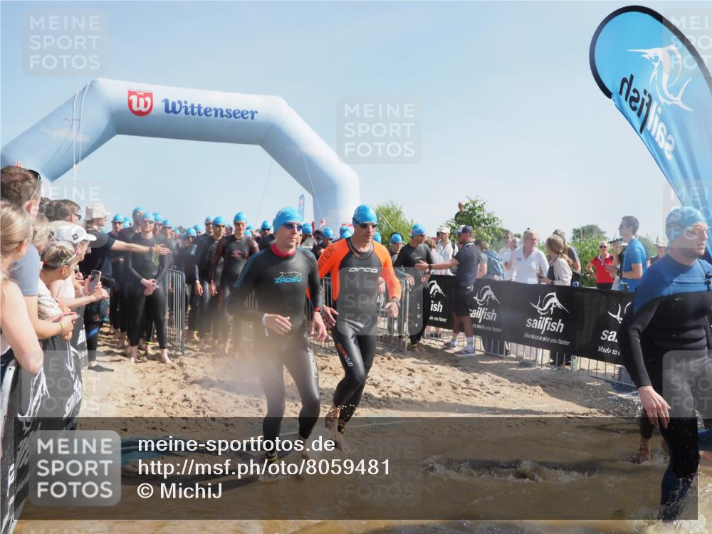22.06.2025 - Viking Triathlon MichiJ http://msf.ph/oto/8059481 22.06.2025 10:04:31 Schwimmen 146, 209, 238, 239, 327, 335, 375, 419, 447, 457, 482, 506, 514, 629, 662 meine-sportfotos.de