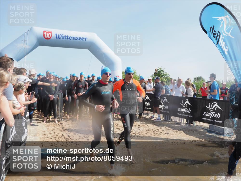 22.06.2025 - Viking Triathlon MichiJ http://msf.ph/oto/8059493 22.06.2025 10:04:32 Schwimmen 146, 209, 238, 239, 327, 335, 375, 419, 447, 457, 482, 506, 514, 629, 662 meine-sportfotos.de