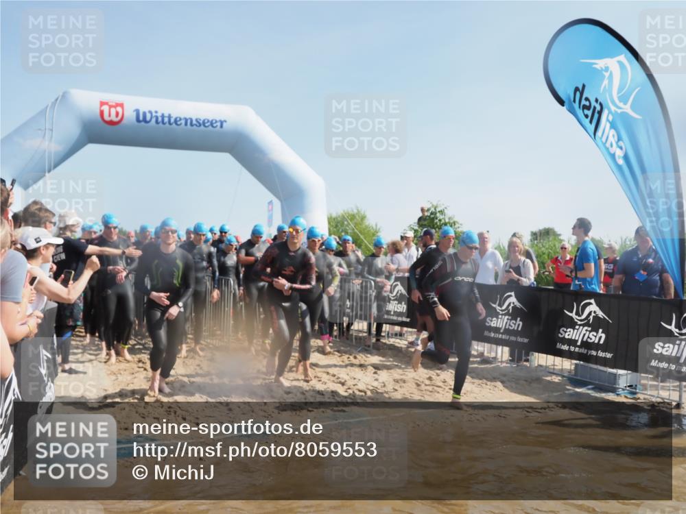22.06.2025 - Viking Triathlon MichiJ http://msf.ph/oto/8059553 22.06.2025 10:04:36 Schwimmen 55, 85, 146, 238, 245, 327, 375, 428, 457, 482, 506, 514, 550, 629, 662 meine-sportfotos.de