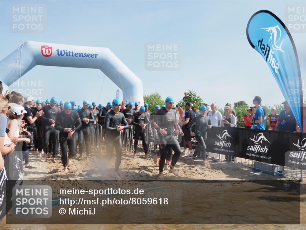 22.06.2025 - Viking Triathlon MichiJ http://msf.ph/oto/8059618 22.06.2025 10:04:41 Schwimmen 55, 85, 86, 238, 245, 281, 312, 316, 327, 428, 482, 514, 515, 550, 662 meine-sportfotos.de