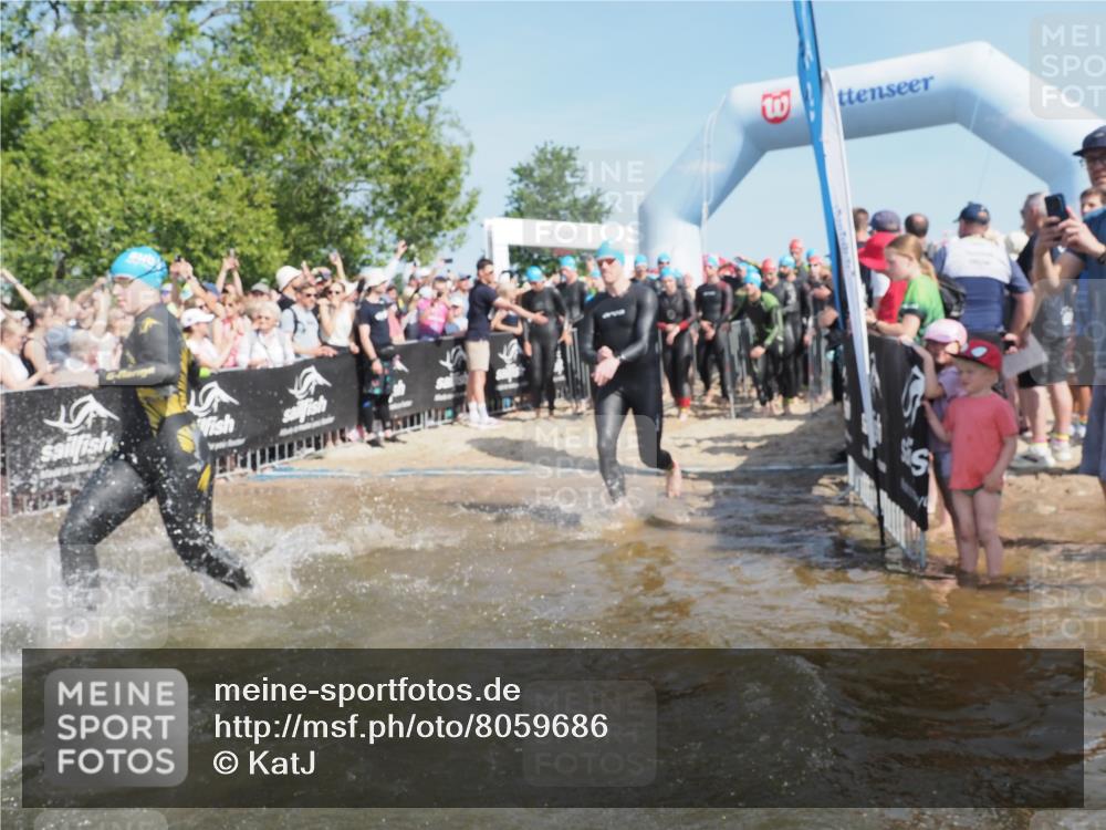 22.06.2025 - Viking Triathlon KatJ http://msf.ph/oto/8059686 22.06.2025 10:00:27 Schwimmen 1, 6, 10, 13, 14, 15, 28, 30, 46, 49, 52, 81, 152, 175, 176, 198, 230, 286, 288, 367, 374, 420, 455, 473, 534, 557, 610, 611, 617, 661 meine-sportfotos.de