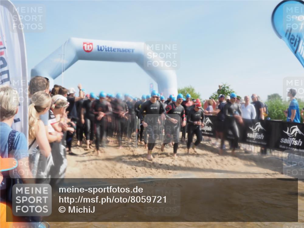 22.06.2025 - Viking Triathlon MichiJ http://msf.ph/oto/8059721 22.06.2025 10:05:00 Schwimmen 197, 232, 254, 295, 362, 386, 394, 407, 416, 423, 500, 509, 527, 605, 620 meine-sportfotos.de