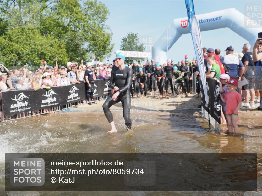 22.06.2025 - Viking Triathlon KatJ http://msf.ph/oto/8059734 22.06.2025 10:00:27 Schwimmen 1, 6, 10, 13, 14, 15, 28, 30, 46, 49, 52, 81, 152, 175, 176, 198, 230, 286, 288, 367, 374, 420, 455, 473, 534, 557, 610, 611, 617, 661 meine-sportfotos.de