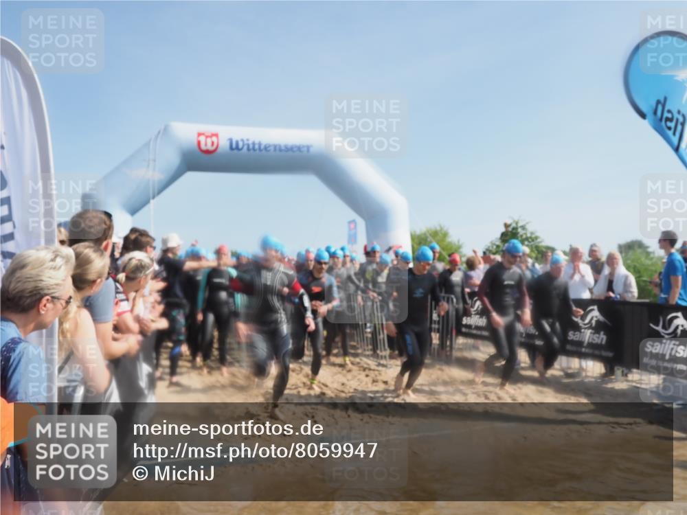 22.06.2025 - Viking Triathlon MichiJ http://msf.ph/oto/8059947 22.06.2025 10:05:16 Schwimmen 57, 59, 61, 94, 138, 171, 172, 291, 346, 388, 389, 395, 418, 536, 627 meine-sportfotos.de