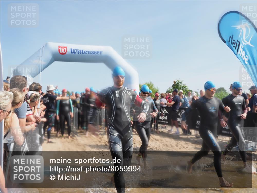 22.06.2025 - Viking Triathlon MichiJ http://msf.ph/oto/8059994 22.06.2025 10:05:17 Schwimmen 57, 59, 61, 94, 138, 171, 172, 291, 346, 388, 389, 395, 418, 536, 627 meine-sportfotos.de