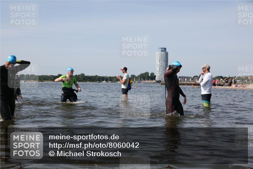 22.06.2025 - Viking Triathlon Michael Strokosch http://msf.ph/oto/8060042 22.06.2025 10:42:56 Schwimmen 66, 128, 133, 186, 240, 282, 309, 369, 441, 450, 624 meine-sportfotos.de