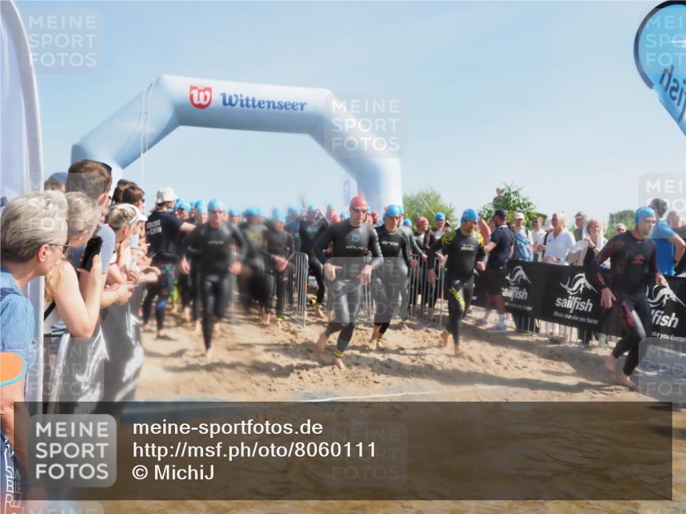 22.06.2025 - Viking Triathlon MichiJ http://msf.ph/oto/8060111 22.06.2025 10:05:26 Schwimmen 57, 59, 61, 138, 150, 167, 181, 228, 314, 437, 536, 538, 601, 654, 655 meine-sportfotos.de