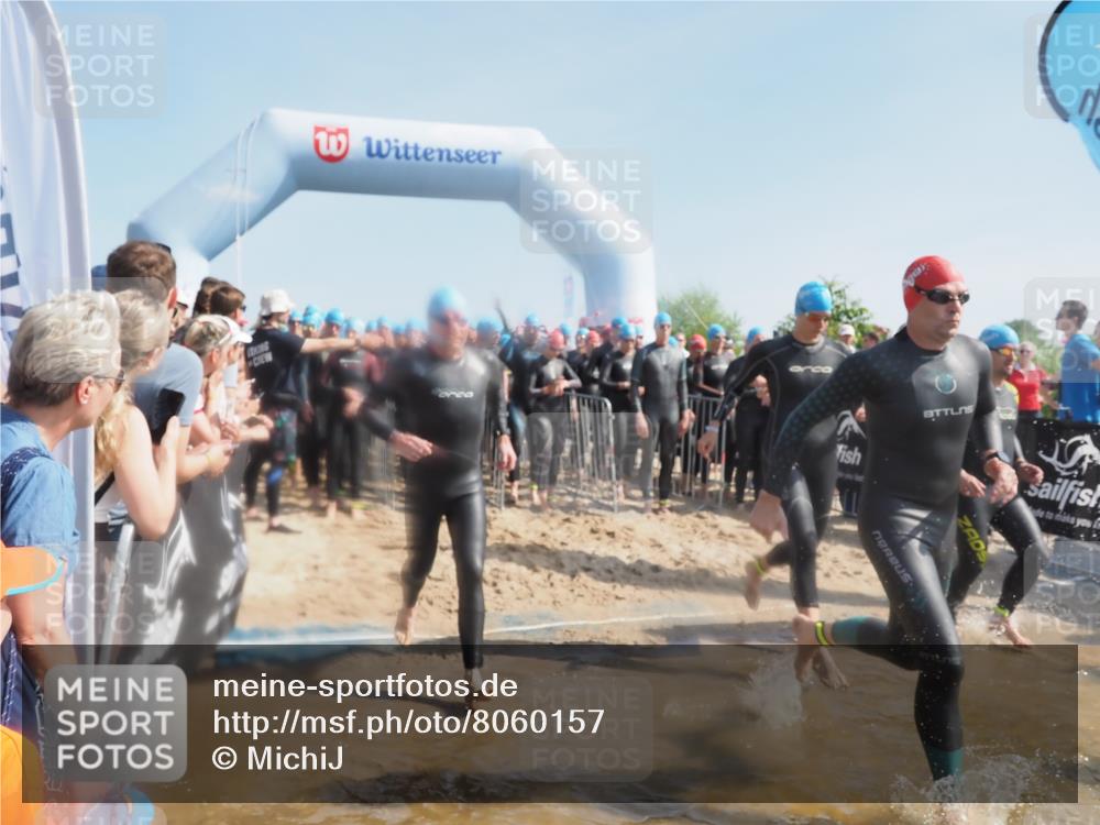 22.06.2025 - Viking Triathlon MichiJ http://msf.ph/oto/8060157 22.06.2025 10:05:27 Schwimmen 57, 59, 61, 138, 150, 167, 181, 228, 314, 437, 536, 538, 601, 654, 655 meine-sportfotos.de