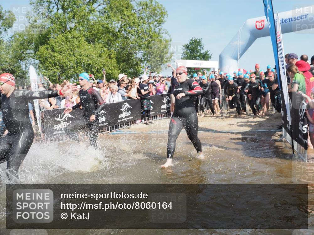 22.06.2025 - Viking Triathlon KatJ http://msf.ph/oto/8060164 22.06.2025 10:00:33 Schwimmen 1, 6, 7, 11, 13, 14, 30, 45, 46, 52, 87, 152, 176, 178, 196, 198, 200, 230, 286, 374, 401, 526, 534, 623, 628, 641, 642, 651, 661 meine-sportfotos.de