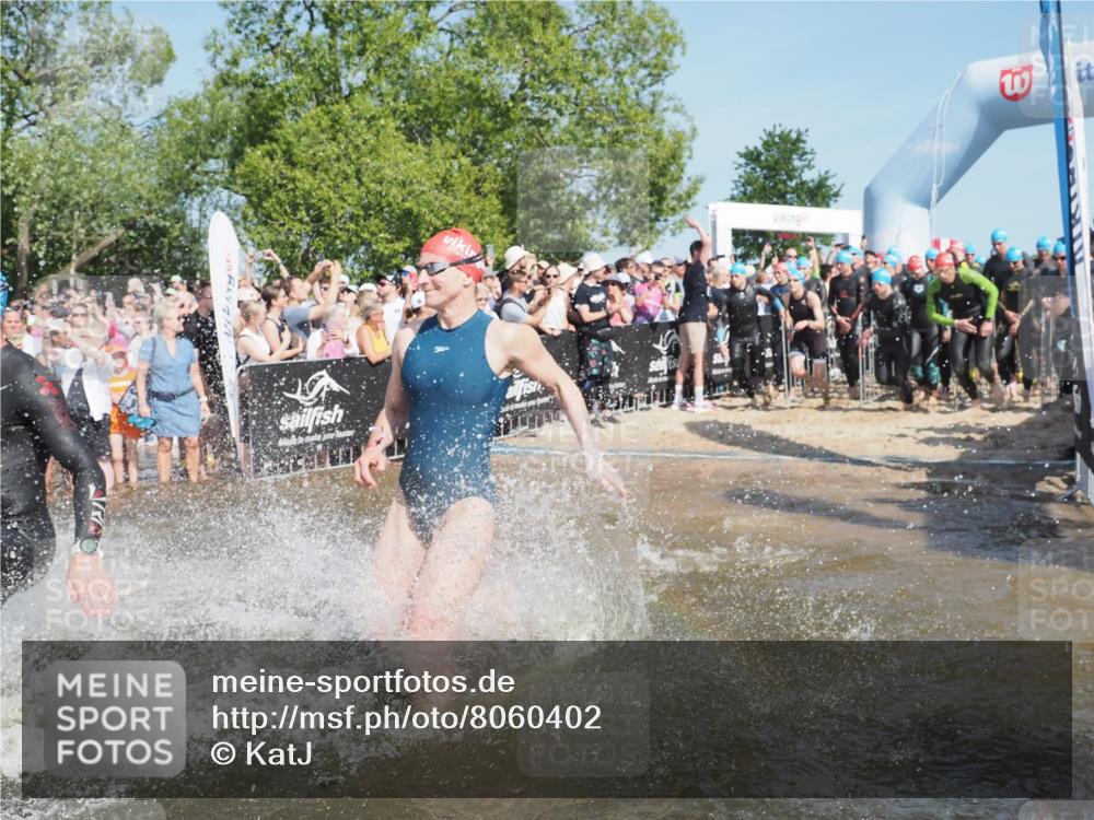 22.06.2025 - Viking Triathlon KatJ http://msf.ph/oto/8060402 22.06.2025 10:00:36 Schwimmen 1, 7, 8, 11, 13, 30, 45, 52, 87, 152, 178, 196, 198, 200, 230, 368, 374, 401, 414, 526, 534, 616, 623, 628, 641, 642, 651, 661 meine-sportfotos.de