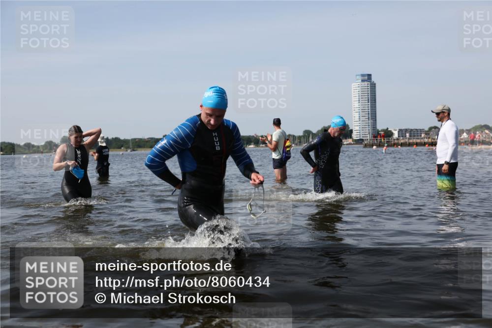 22.06.2025 - Viking Triathlon Michael Strokosch http://msf.ph/oto/8060434 22.06.2025 10:43:40 Schwimmen 410, 480, 501, 531, 620 meine-sportfotos.de