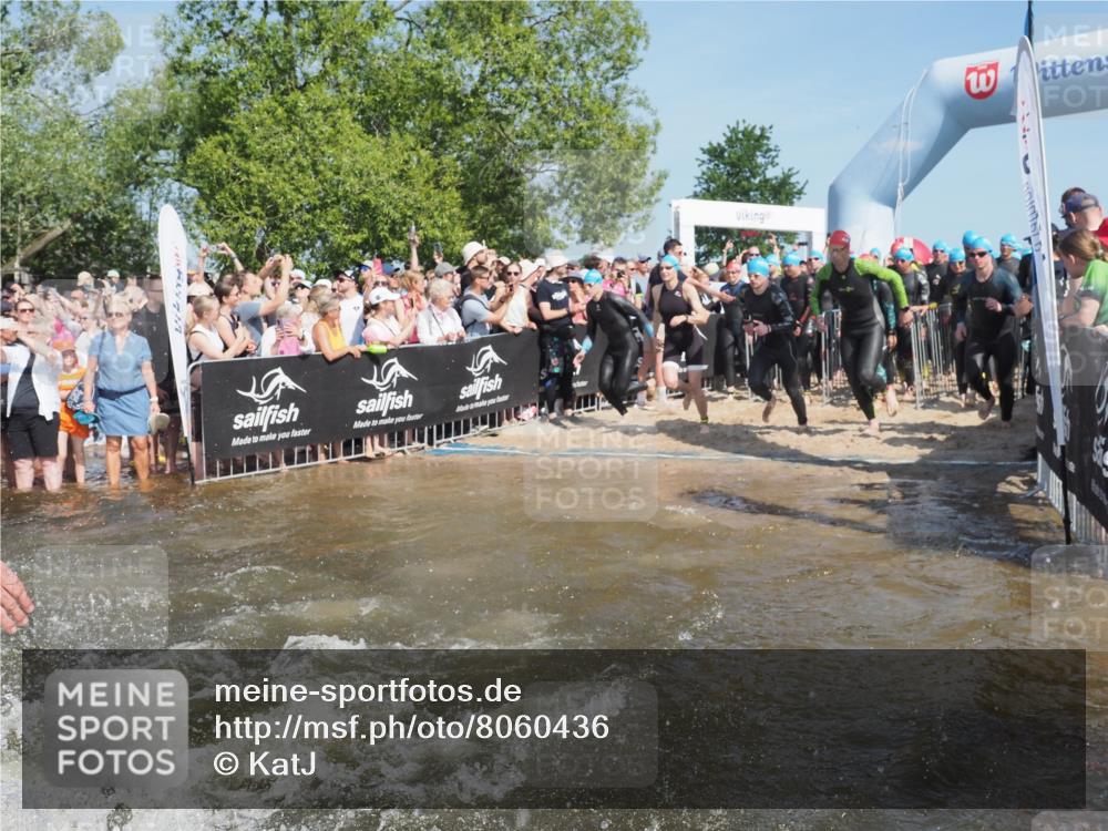 22.06.2025 - Viking Triathlon KatJ http://msf.ph/oto/8060436 22.06.2025 10:00:37 Schwimmen 1, 7, 8, 9, 11, 13, 30, 45, 52, 87, 145, 178, 196, 200, 368, 374, 401, 414, 526, 534, 612, 613, 616, 623, 628, 641, 642, 651 meine-sportfotos.de