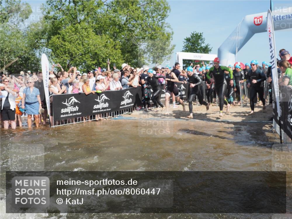 22.06.2025 - Viking Triathlon KatJ http://msf.ph/oto/8060447 22.06.2025 10:00:37 Schwimmen 1, 7, 8, 9, 11, 13, 30, 45, 52, 87, 145, 178, 196, 200, 368, 374, 401, 414, 526, 534, 612, 613, 616, 623, 628, 641, 642, 651 meine-sportfotos.de