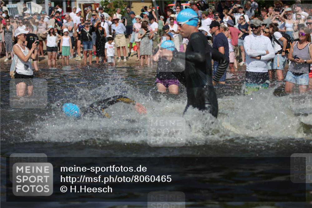 22.06.2025 - Viking Triathlon H.Heesch http://msf.ph/oto/8060465 22.06.2025 10:02:31 Schwimmen 78, 103, 114, 180, 188, 189, 193, 265, 283, 297, 513, 520, 532, 546, 549 meine-sportfotos.de