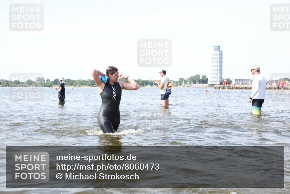 22.06.2025 - Viking Triathlon Michael Strokosch http://msf.ph/oto/8060473 22.06.2025 10:43:42 Schwimmen 410, 480, 531, 620 meine-sportfotos.de