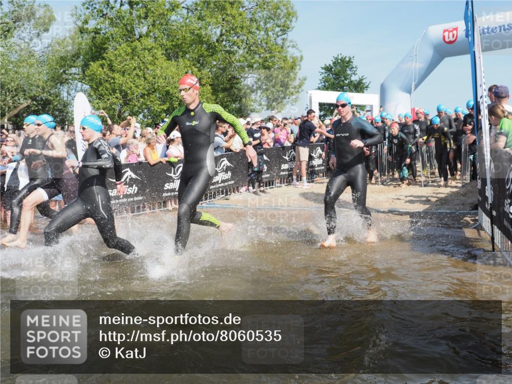 22.06.2025 - Viking Triathlon KatJ http://msf.ph/oto/8060535 22.06.2025 10:00:38 Schwimmen 1, 7, 8, 9, 11, 13, 30, 45, 87, 145, 178, 196, 200, 368, 374, 401, 414, 526, 534, 612, 613, 616, 623, 628, 641, 642, 651 meine-sportfotos.de