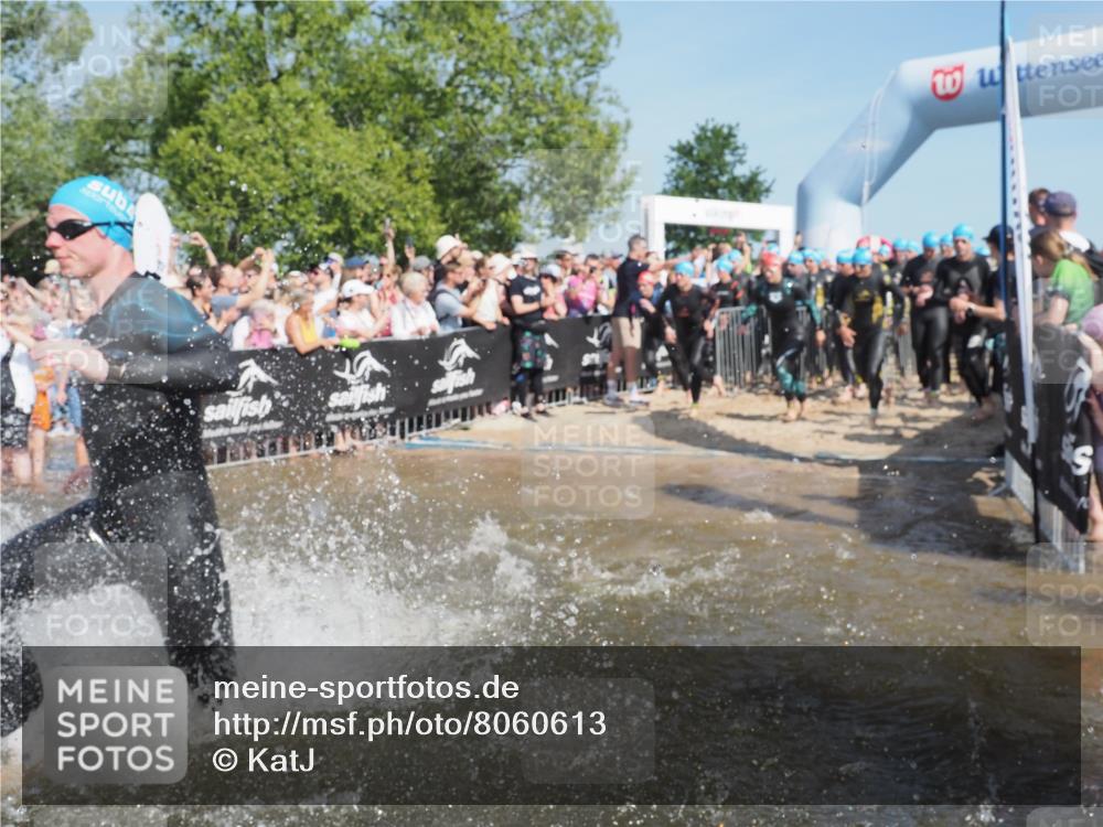 22.06.2025 - Viking Triathlon KatJ http://msf.ph/oto/8060613 22.06.2025 10:00:39 Schwimmen 1, 7, 8, 9, 11, 13, 30, 45, 87, 145, 178, 184, 196, 200, 289, 306, 368, 374, 401, 414, 491, 526, 534, 612, 613, 616, 623, 628, 641, 642, 651 meine-sportfotos.de