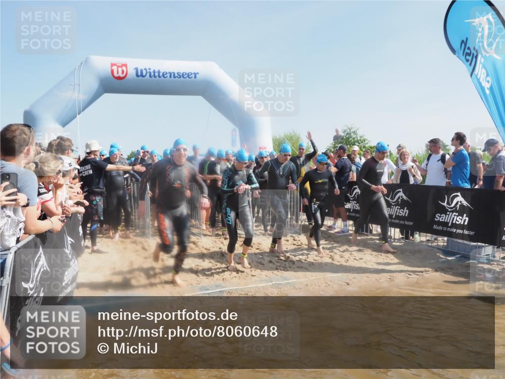 22.06.2025 - Viking Triathlon MichiJ http://msf.ph/oto/8060648 22.06.2025 10:06:01 Schwimmen 68, 144, 169, 249, 269, 390, 397, 441, 442, 460, 465, 489, 508, 644 meine-sportfotos.de