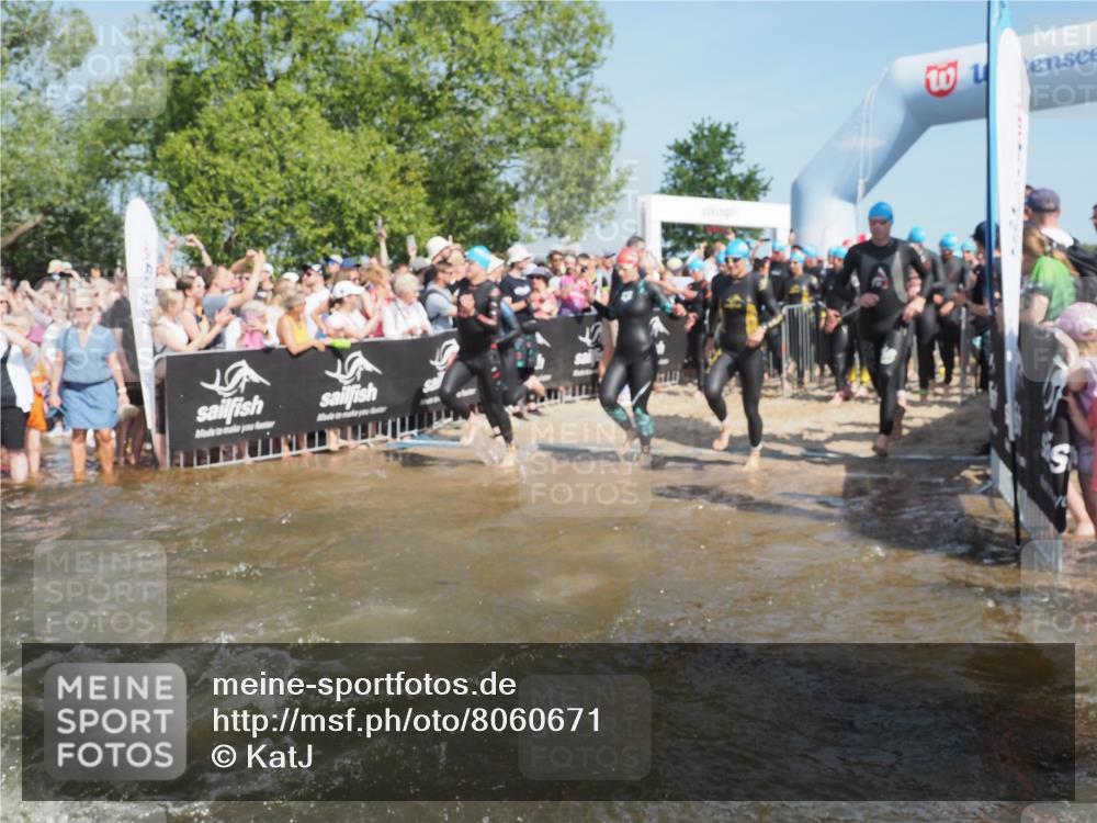 22.06.2025 - Viking Triathlon KatJ http://msf.ph/oto/8060671 22.06.2025 10:00:40 Schwimmen 7, 8, 9, 11, 13, 45, 87, 145, 178, 184, 196, 200, 289, 306, 368, 401, 414, 491, 526, 612, 613, 616, 623, 628, 630, 641, 642, 651 meine-sportfotos.de
