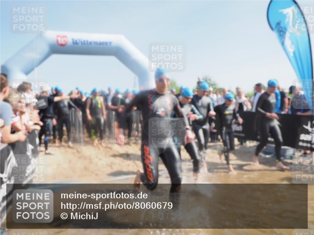 22.06.2025 - Viking Triathlon MichiJ http://msf.ph/oto/8060679 22.06.2025 10:06:02 Schwimmen 68, 144, 169, 249, 269, 390, 397, 441, 442, 460, 465, 489, 508, 644 meine-sportfotos.de