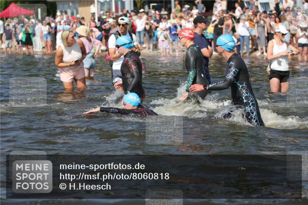 22.06.2025 - Viking Triathlon H.Heesch http://msf.ph/oto/8060818 22.06.2025 10:03:04 Schwimmen 47, 101, 154, 177, 204, 233, 349, 398, 475, 478, 602, 632 meine-sportfotos.de