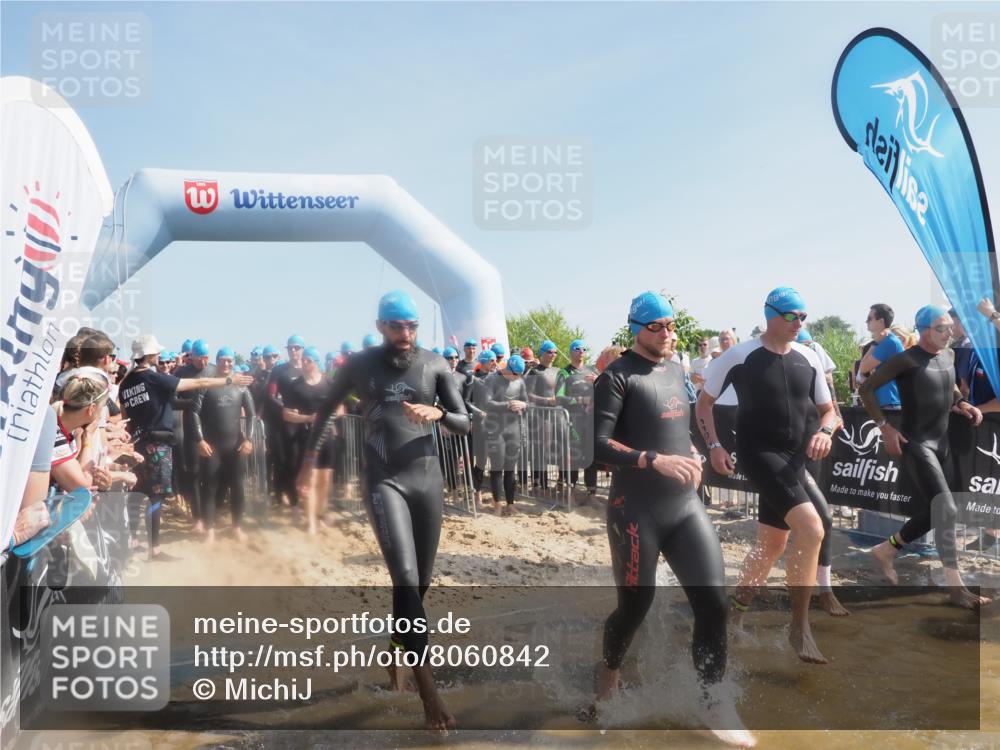 22.06.2025 - Viking Triathlon MichiJ http://msf.ph/oto/8060842 22.06.2025 10:06:12 Schwimmen 39, 41, 60, 84, 110, 144, 191, 249, 266, 325, 390, 440, 446, 489, 508 meine-sportfotos.de