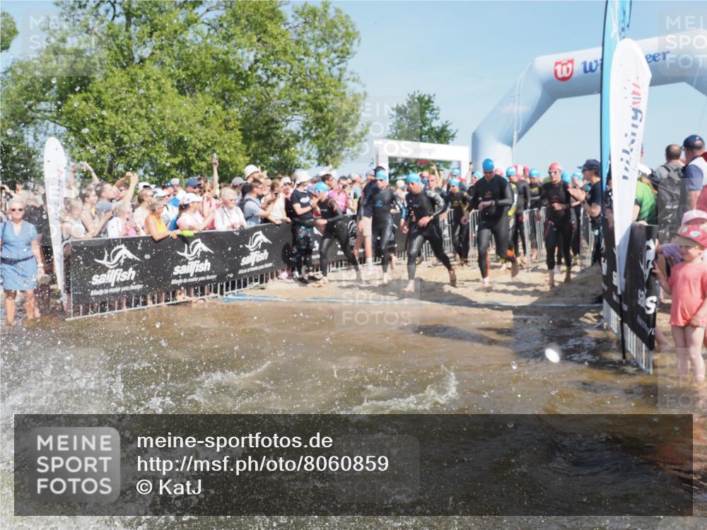 22.06.2025 - Viking Triathlon KatJ http://msf.ph/oto/8060859 22.06.2025 10:00:42 Schwimmen 7, 8, 9, 11, 45, 87, 145, 178, 184, 196, 200, 289, 306, 368, 401, 414, 491, 526, 612, 613, 616, 623, 628, 630, 641, 642, 651 meine-sportfotos.de