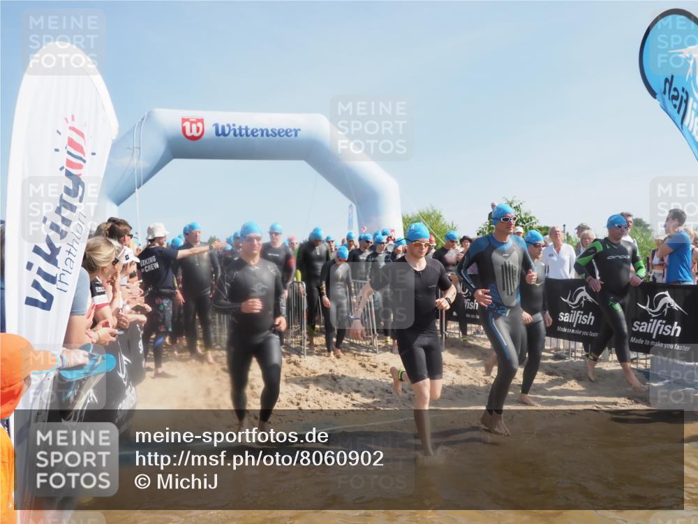 22.06.2025 - Viking Triathlon MichiJ http://msf.ph/oto/8060902 22.06.2025 10:06:16 Schwimmen 39, 41, 60, 84, 110, 117, 153, 191, 266, 325, 385, 440, 446, 487, 535 meine-sportfotos.de