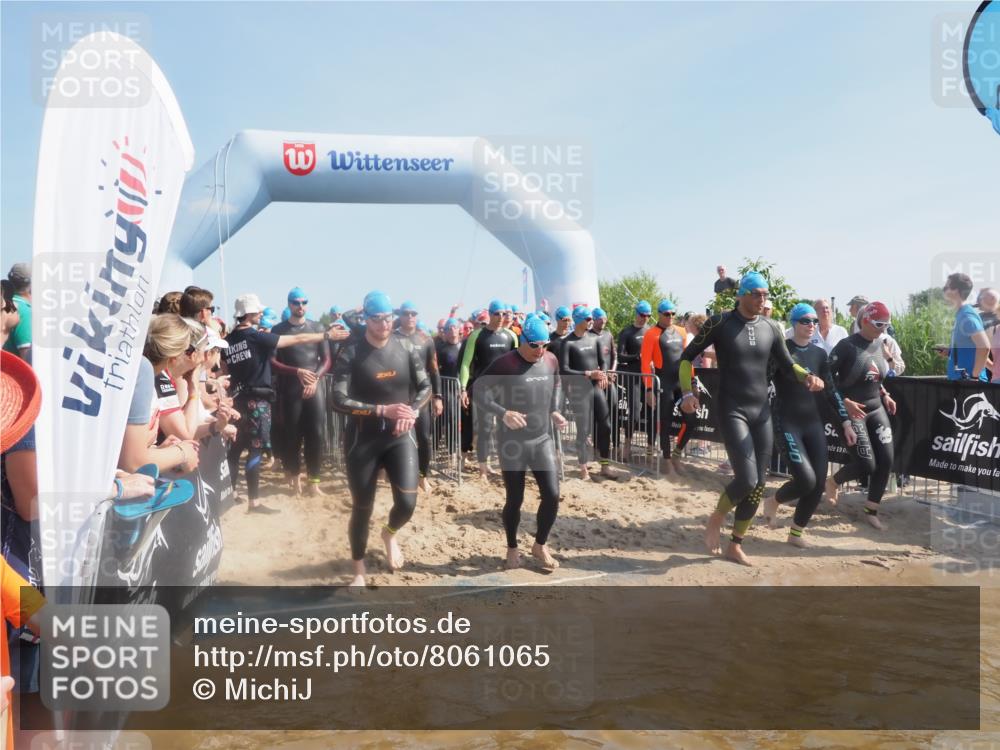 22.06.2025 - Viking Triathlon MichiJ http://msf.ph/oto/8061065 22.06.2025 10:06:27 Schwimmen 18, 24, 36, 117, 153, 168, 186, 192, 261, 298, 385, 450, 487, 535, 606 meine-sportfotos.de