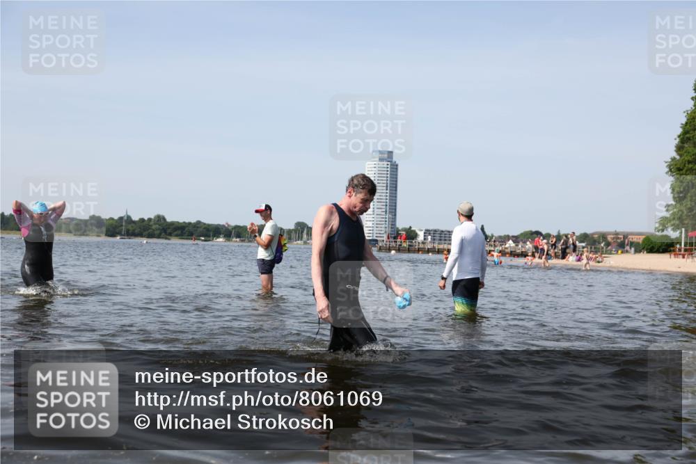 22.06.2025 - Viking Triathlon Michael Strokosch http://msf.ph/oto/8061069 22.06.2025 10:45:08 Schwimmen 39, 168, 346, 493, 503, 638 meine-sportfotos.de