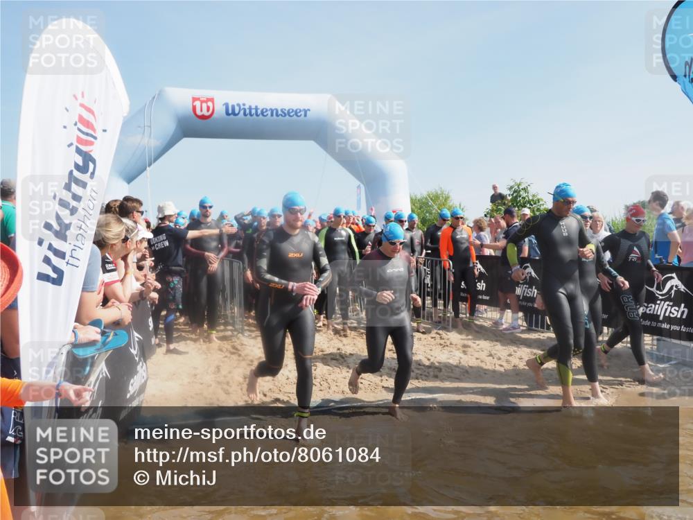 22.06.2025 - Viking Triathlon MichiJ http://msf.ph/oto/8061084 22.06.2025 10:06:27 Schwimmen 18, 24, 36, 117, 153, 168, 186, 192, 261, 298, 385, 450, 487, 535, 606 meine-sportfotos.de