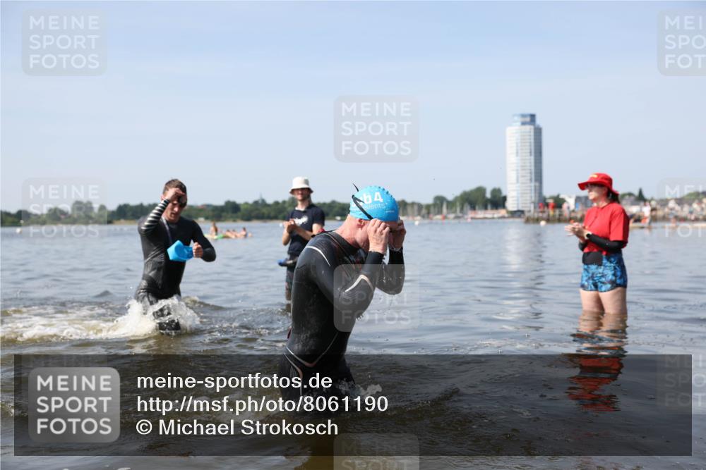 22.06.2025 - Viking Triathlon Michael Strokosch http://msf.ph/oto/8061190 22.06.2025 10:25:00 Schwimmen 4, 521 meine-sportfotos.de
