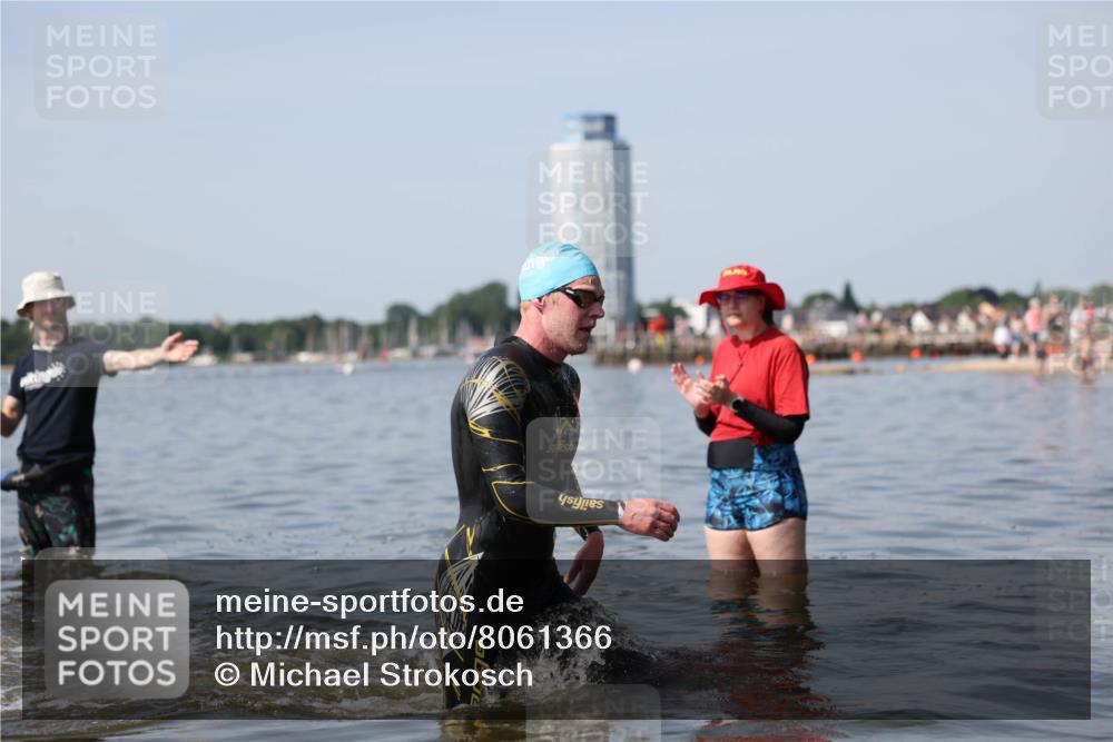22.06.2025 - Viking Triathlon Michael Strokosch http://msf.ph/oto/8061366 22.06.2025 10:25:37 Schwimmen 2, 10, 420, 455, 485, 544, 557 meine-sportfotos.de