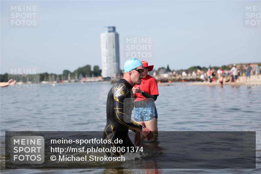 22.06.2025 - Viking Triathlon Michael Strokosch http://msf.ph/oto/8061374 22.06.2025 10:25:37 Schwimmen 2, 10, 420, 455, 485, 544, 557 meine-sportfotos.de