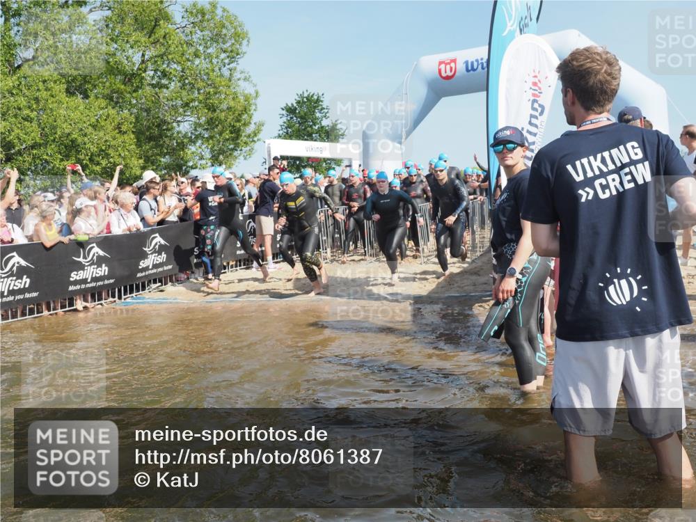 22.06.2025 - Viking Triathlon KatJ http://msf.ph/oto/8061387 22.06.2025 10:00:57 Schwimmen 50, 90, 113, 124, 132, 236, 243, 258, 300, 301, 347, 352, 384, 652, 658 meine-sportfotos.de