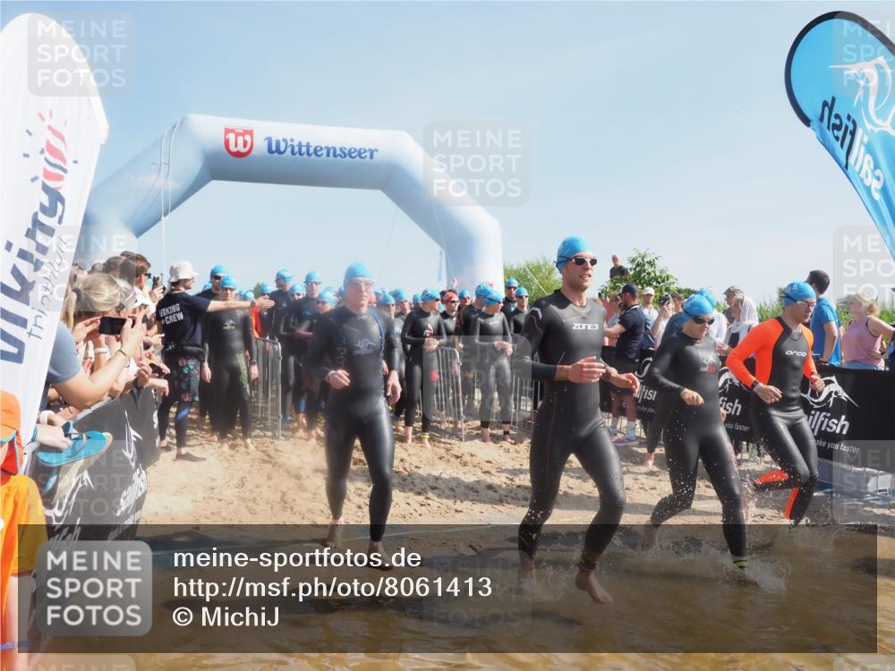 22.06.2025 - Viking Triathlon MichiJ http://msf.ph/oto/8061413 22.06.2025 10:06:47 Schwimmen 44, 66, 74, 159, 165, 217, 219, 257, 282, 290, 318, 337, 501, 525, 625 meine-sportfotos.de