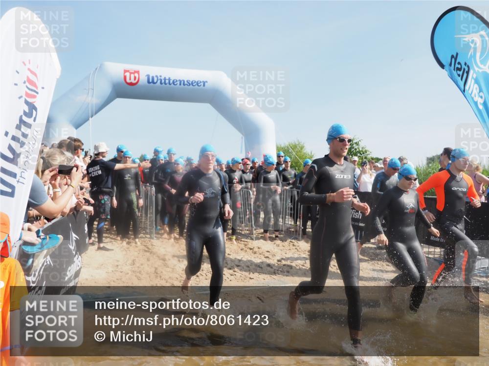 22.06.2025 - Viking Triathlon MichiJ http://msf.ph/oto/8061423 22.06.2025 10:06:47 Schwimmen 44, 66, 74, 159, 165, 217, 219, 257, 282, 290, 318, 337, 501, 525, 625 meine-sportfotos.de