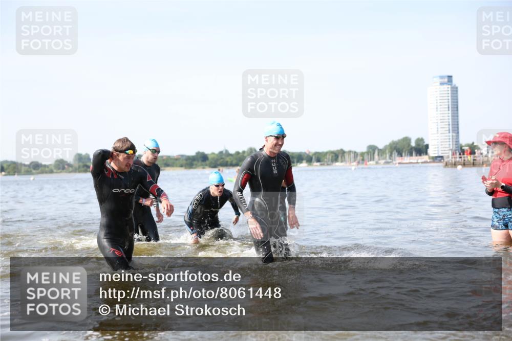 22.06.2025 - Viking Triathlon Michael Strokosch http://msf.ph/oto/8061448 22.06.2025 10:25:45 Schwimmen 2, 10, 420, 455, 485, 544, 557 meine-sportfotos.de
