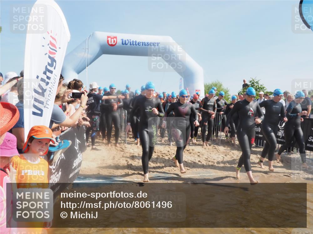 22.06.2025 - Viking Triathlon MichiJ http://msf.ph/oto/8061496 22.06.2025 10:06:52 Schwimmen 66, 165, 183, 217, 257, 282, 290, 318, 321, 337, 468, 479, 501, 525, 533 meine-sportfotos.de