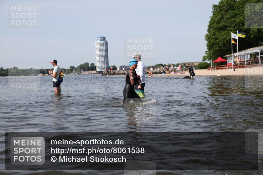 22.06.2025 - Viking Triathlon Michael Strokosch http://msf.ph/oto/8061538 22.06.2025 10:46:27 Schwimmen 60, 213, 225, 333, 406, 479 meine-sportfotos.de