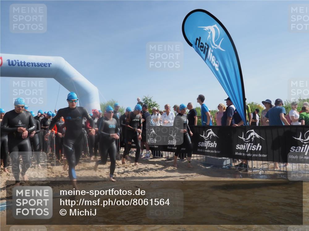 22.06.2025 - Viking Triathlon MichiJ http://msf.ph/oto/8061564 22.06.2025 10:06:56 Schwimmen 66, 183, 244, 290, 318, 321, 337, 369, 467, 468, 479, 494, 498, 525, 533 meine-sportfotos.de