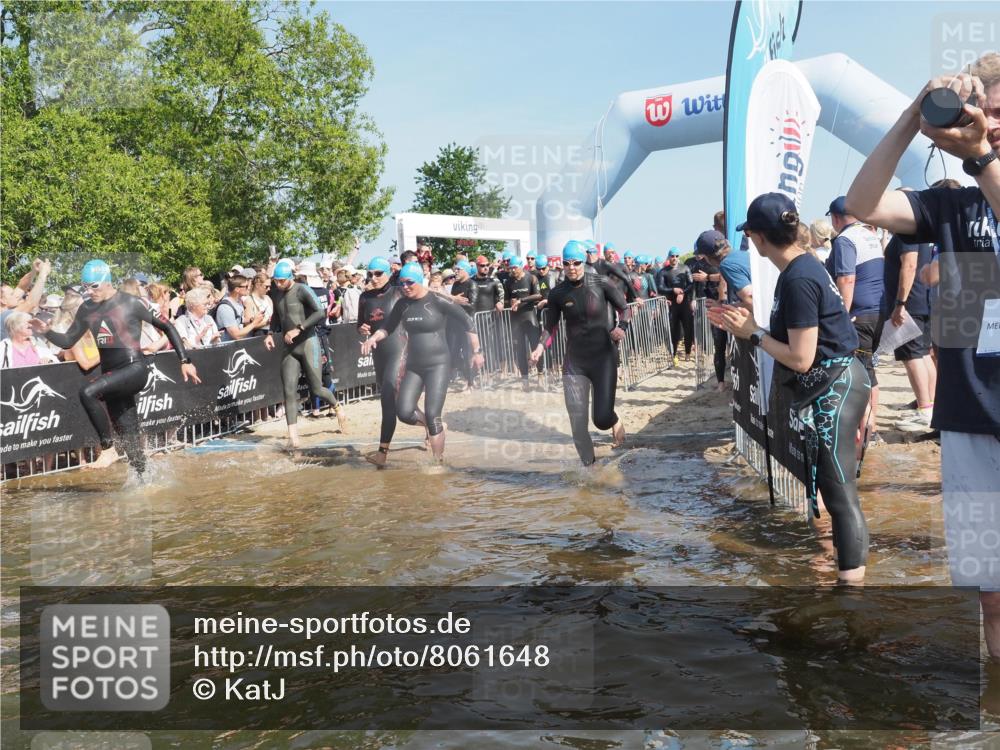 22.06.2025 - Viking Triathlon KatJ http://msf.ph/oto/8061648 22.06.2025 10:01:08 Schwimmen 12, 50, 63, 113, 124, 131, 147, 236, 294, 330, 347, 350, 443, 458, 488 meine-sportfotos.de