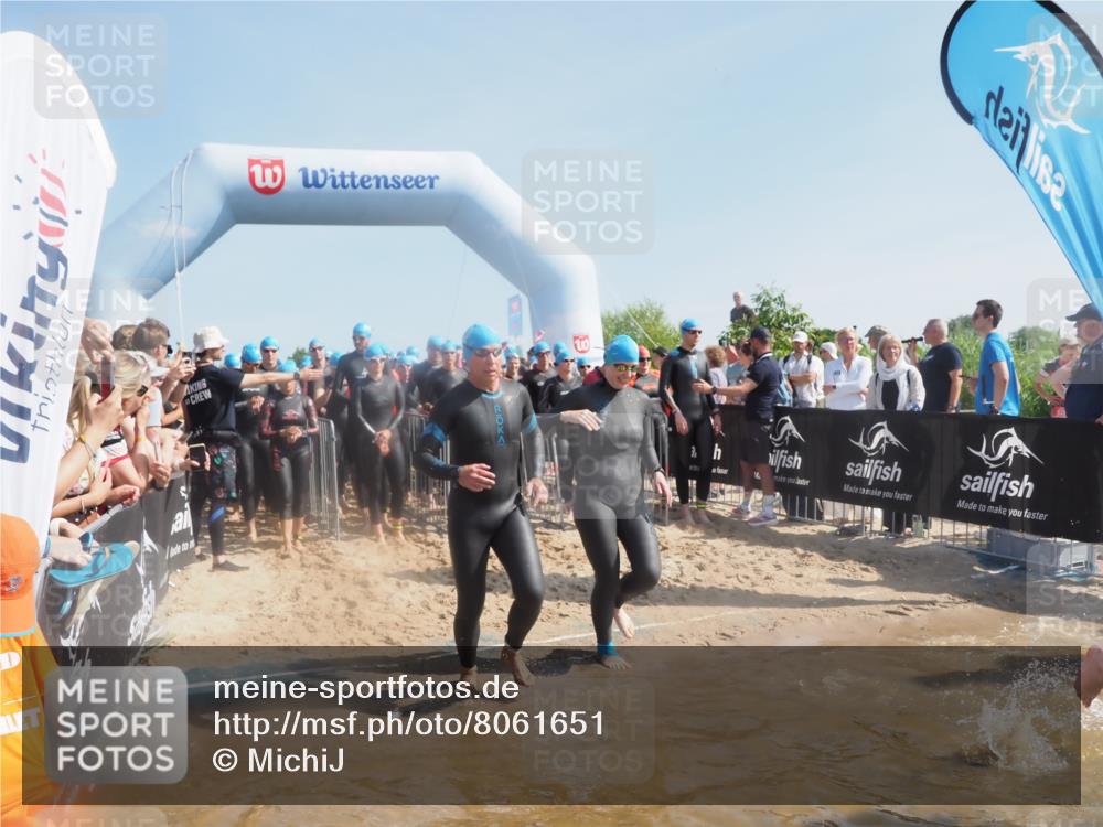 22.06.2025 - Viking Triathlon MichiJ http://msf.ph/oto/8061651 22.06.2025 10:07:02 Schwimmen 64, 183, 244, 321, 328, 369, 431, 467, 468, 479, 494, 498, 533, 631, 649 meine-sportfotos.de